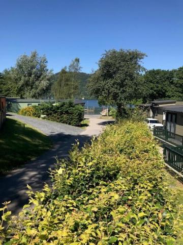 فندق R11 Lake View, Fallbarrow Holiday Park باونيس أون وينديرمير المظهر الخارجي الصورة